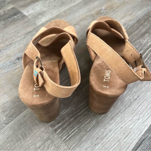 Tom’s criss cross chunky platform heels - Picture 11 of 11